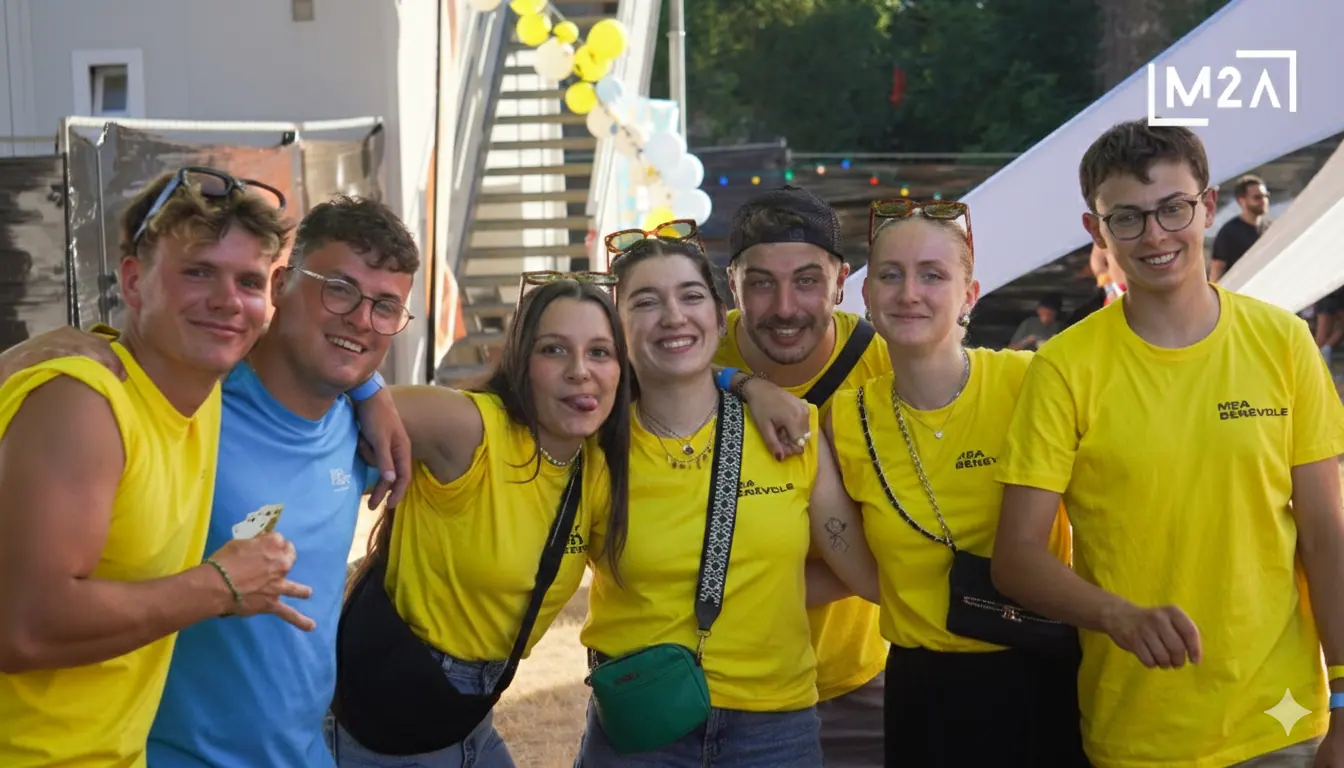 Bénévoles du M2A Festival sur le site de l’événement